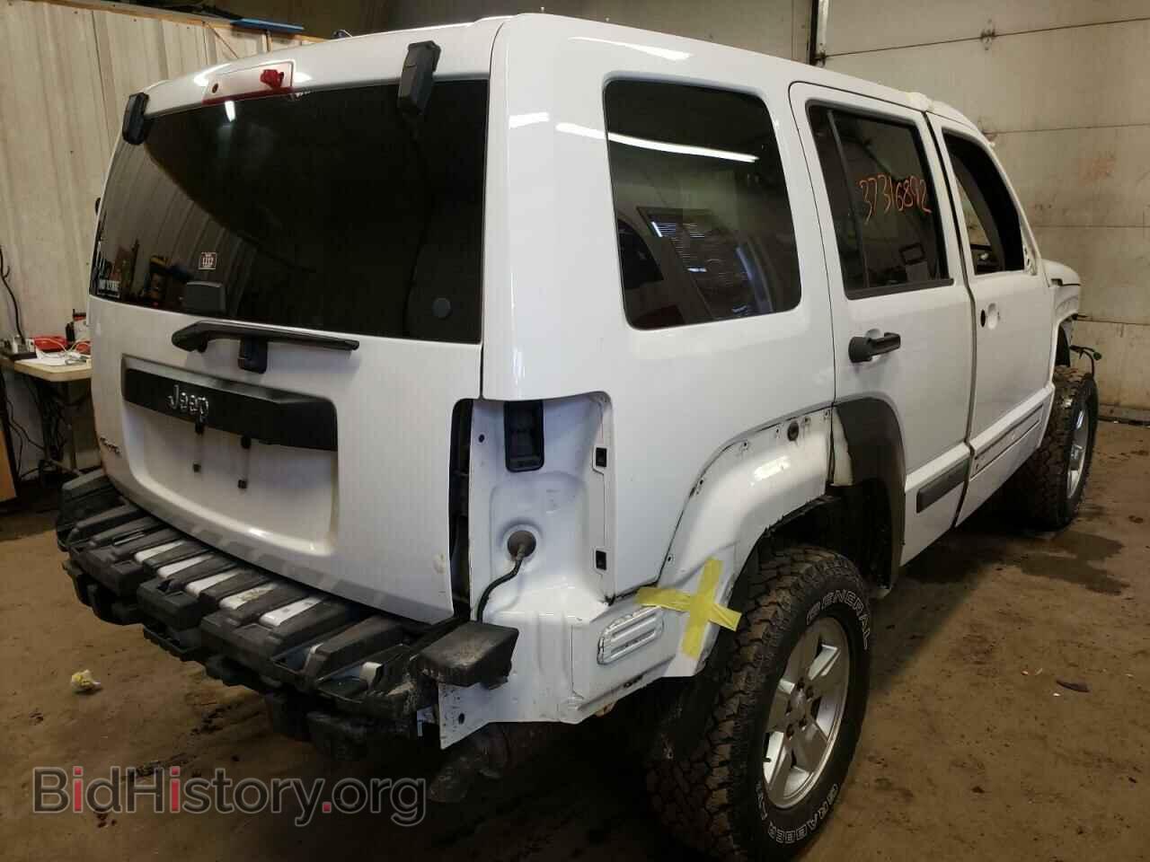 2011 JEEP LIBERTY - VIN: 1J4PN2GK5BW592475 - Фото 4