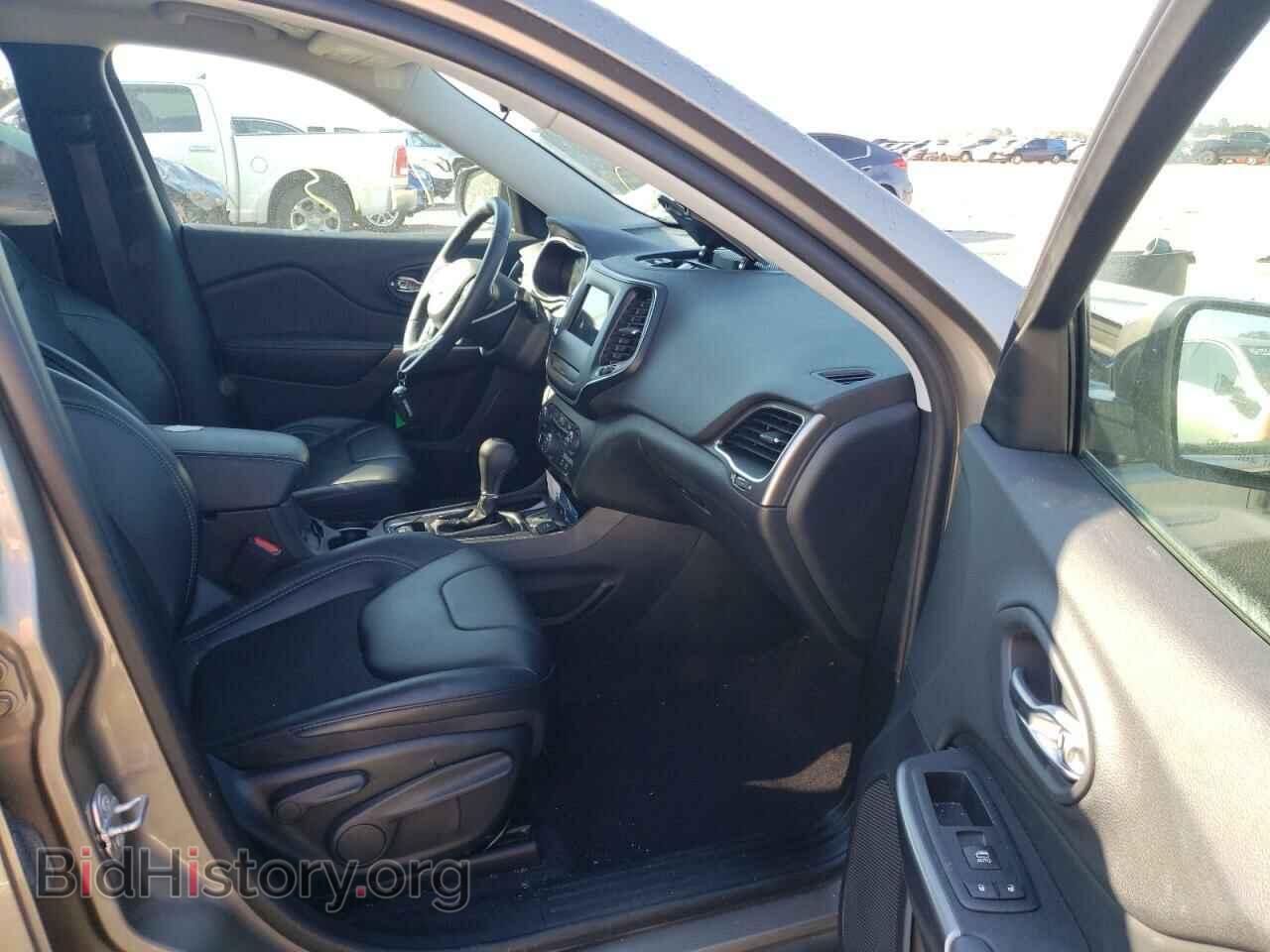 2019 JEEP CHEROKEE - VIN: 1C4PJLLB4KD120566 - Фото 5