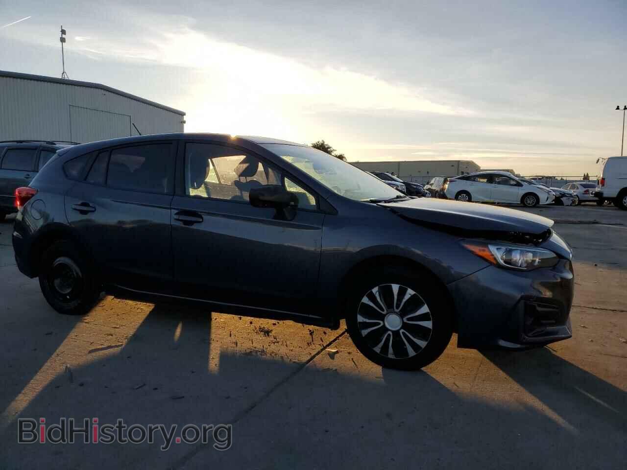 2017 SUBARU IMPREZA - VIN: 4S3GTAA63H3719199 - Фото 4