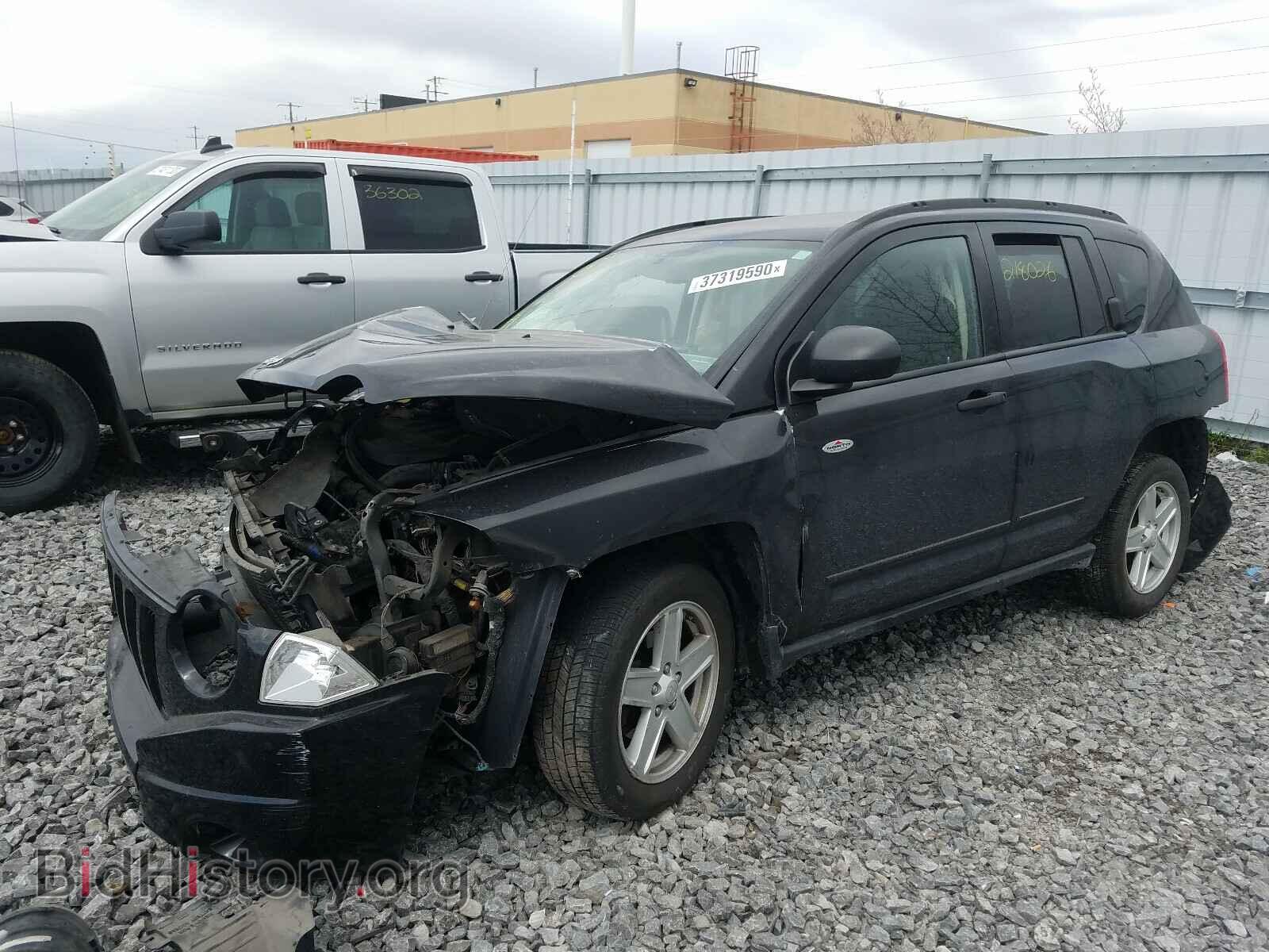 2008 JEEP COMPASS - VIN: 1J8FT47W98D628560 - Photo 2