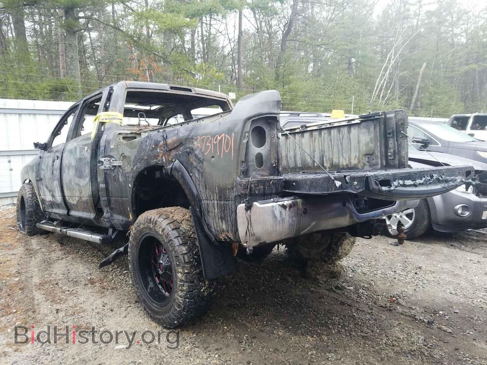 2013 RAM 2500 - VIN: 3C6UR5FL2DG557460 - Фото 3