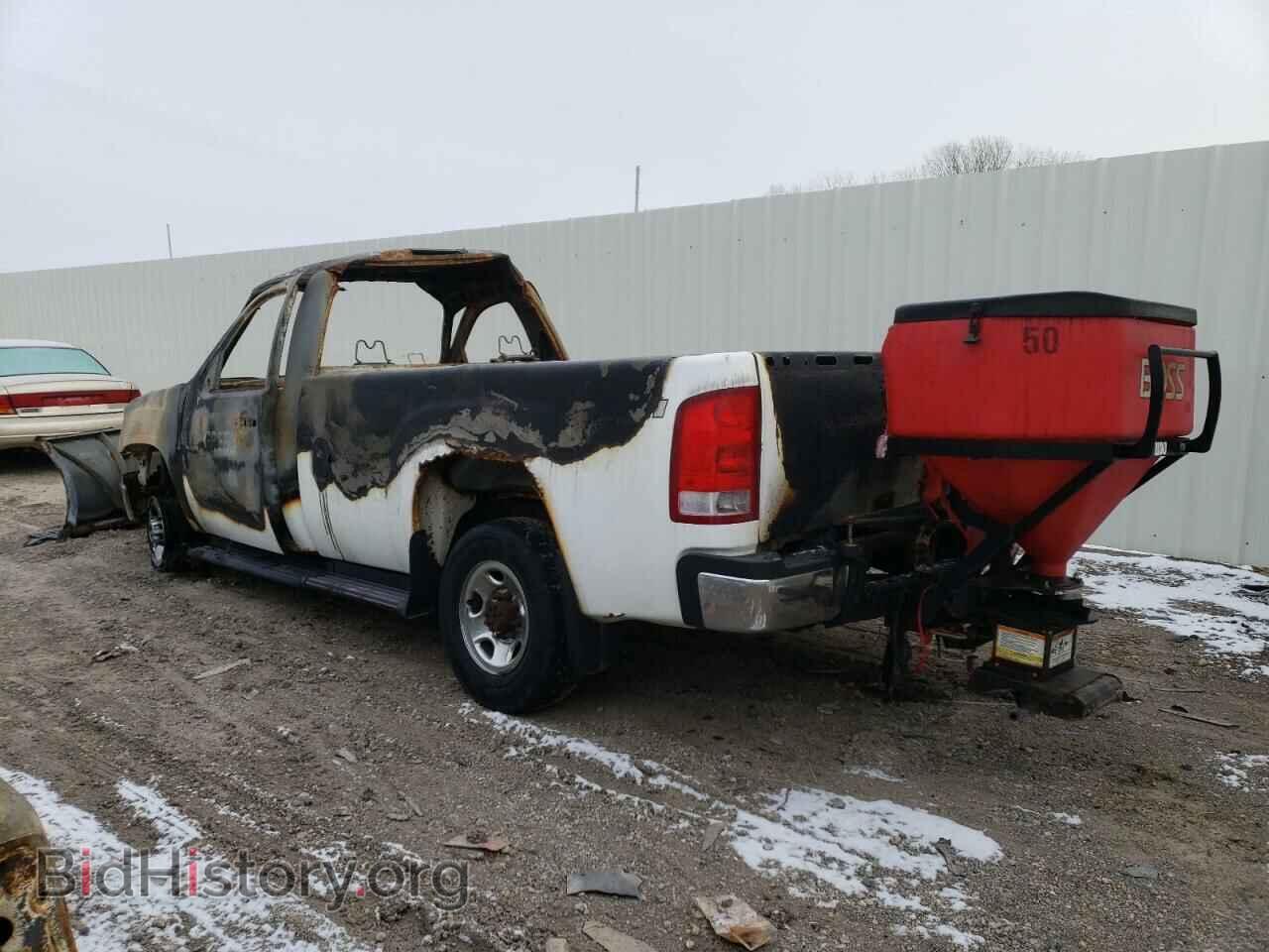 2007 GMC SIERRA - VIN: 1GTHK24K37E603817 - Фото 2