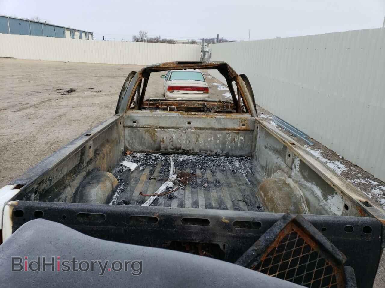 2007 GMC SIERRA - VIN: 1GTHK24K37E603817 - Фото 10