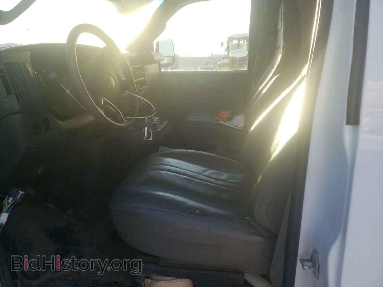 2016 GMC SAVANA - VIN: 1GTW7AFF5G1273012 - Фото 7