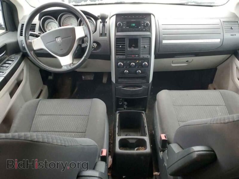 2010 Dodge CARAVAN (VIN 2D4RN3D13AR426496) — photo 8 of 13