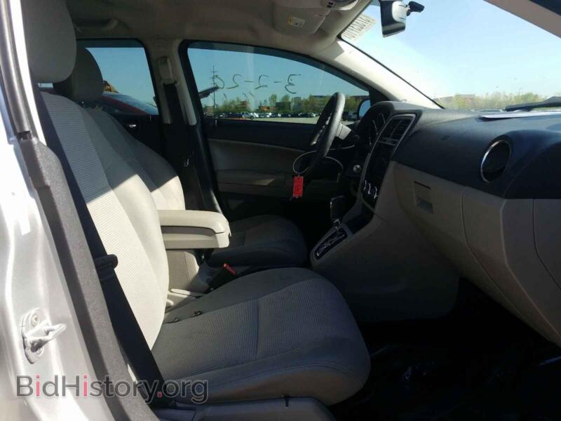 2010 Dodge CALIBER (VIN 1B3CB3HA9AD642203) — фото 5 из 10