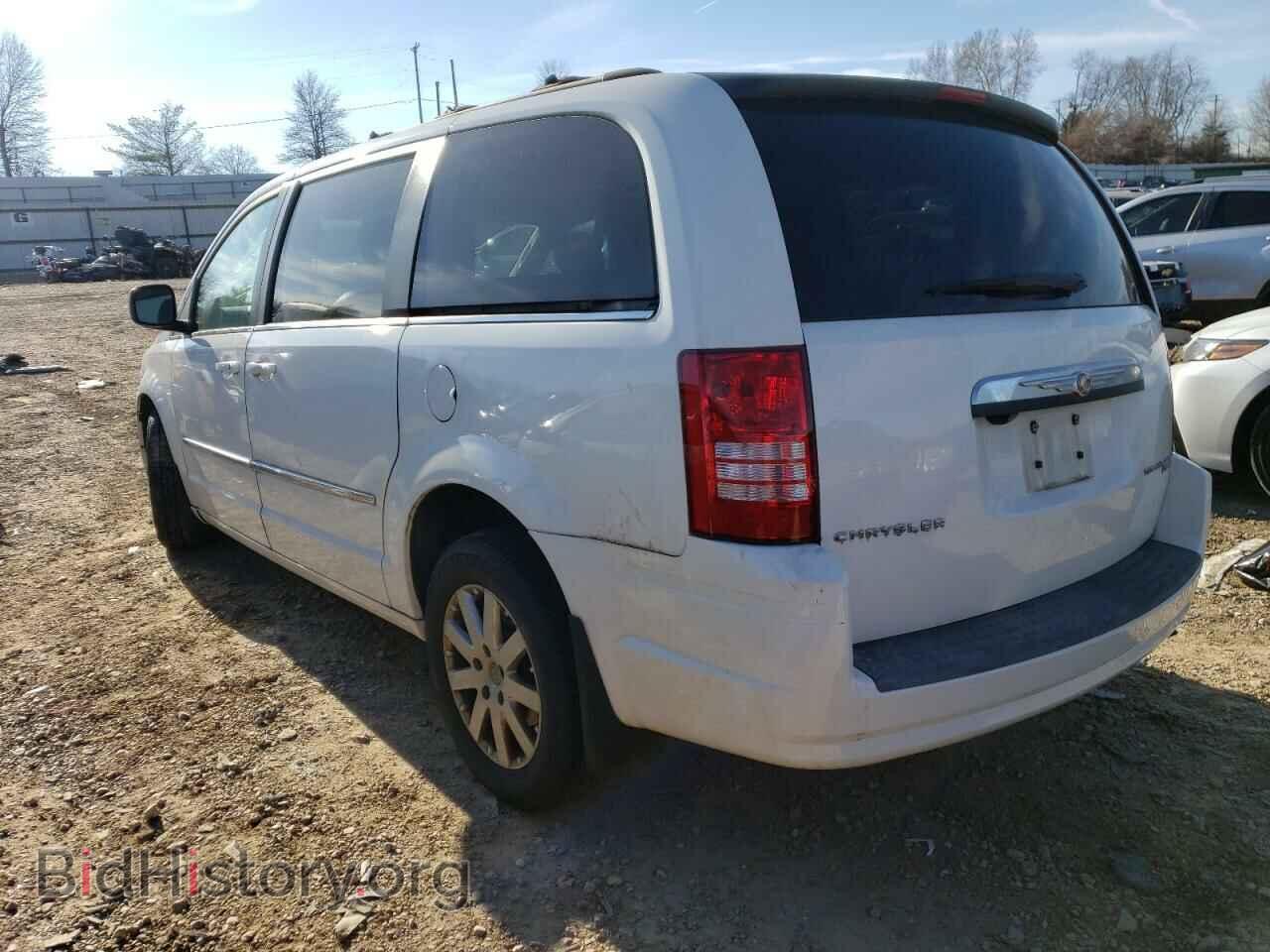 2010 CHRYSLER MINIVAN - VIN: 2A4RR5D16AR110422 - Фото 2