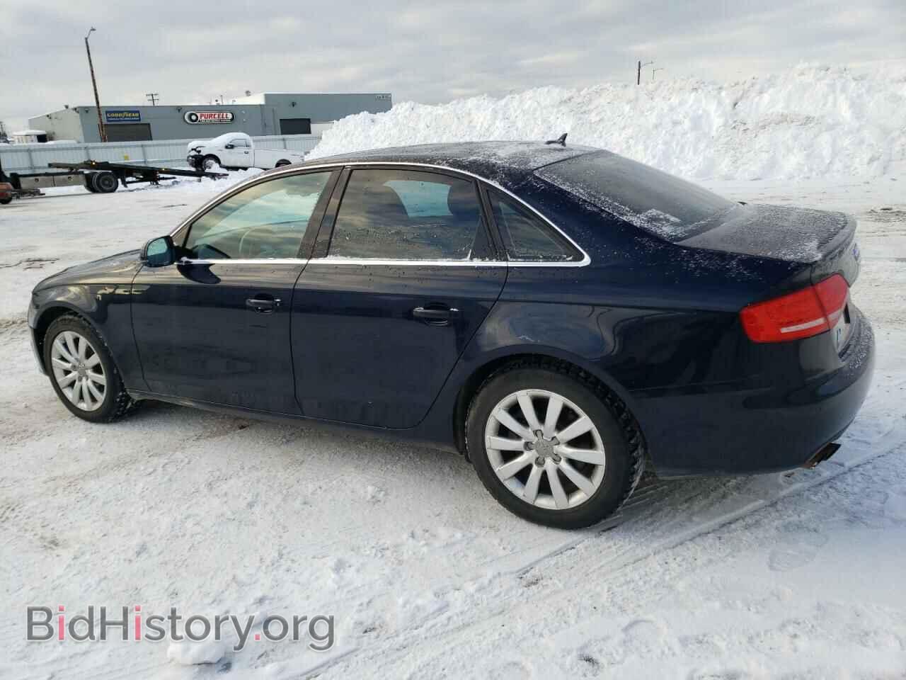 2011 AUDI A4 - VIN: WAUEFAFL3BN044315 - Фото 2