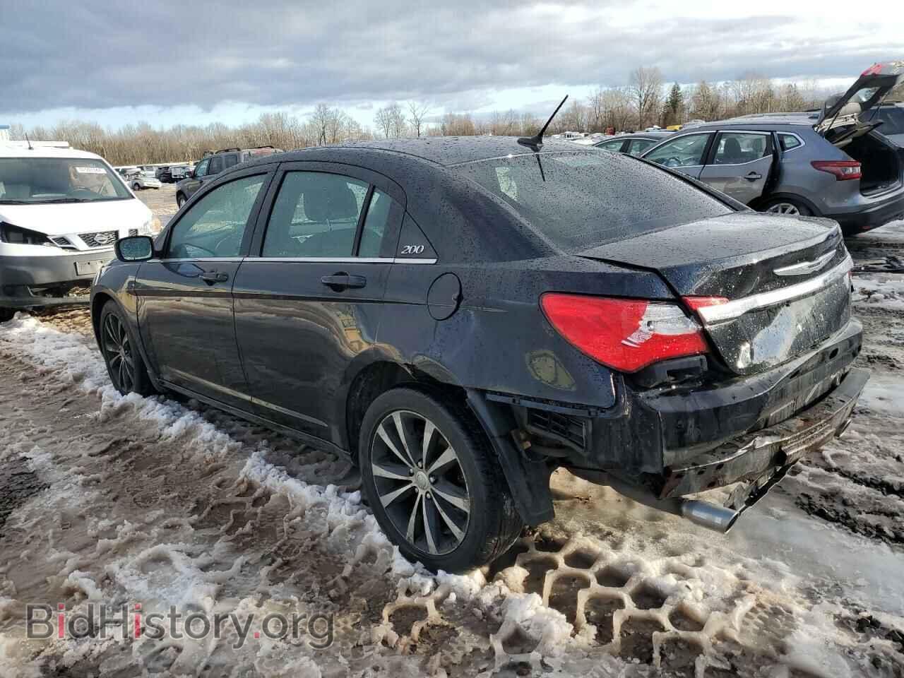 2012 CHRYSLER 200 - VIN: 1C3CCBBG9CN305762 - Фото 2