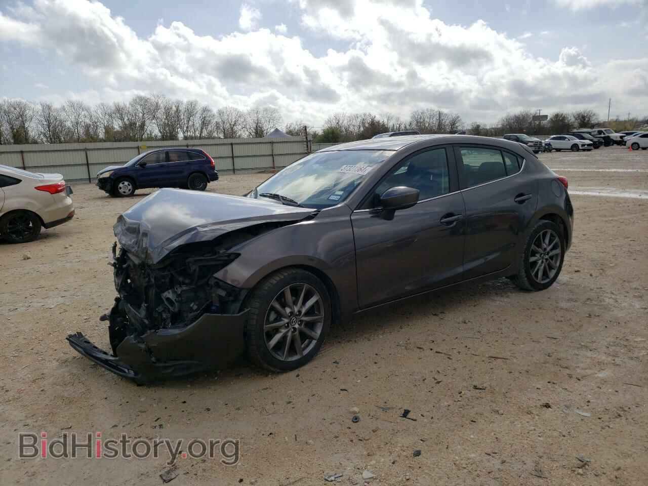 Photo 3MZBN1L37JM191806 - MAZDA 3 2018