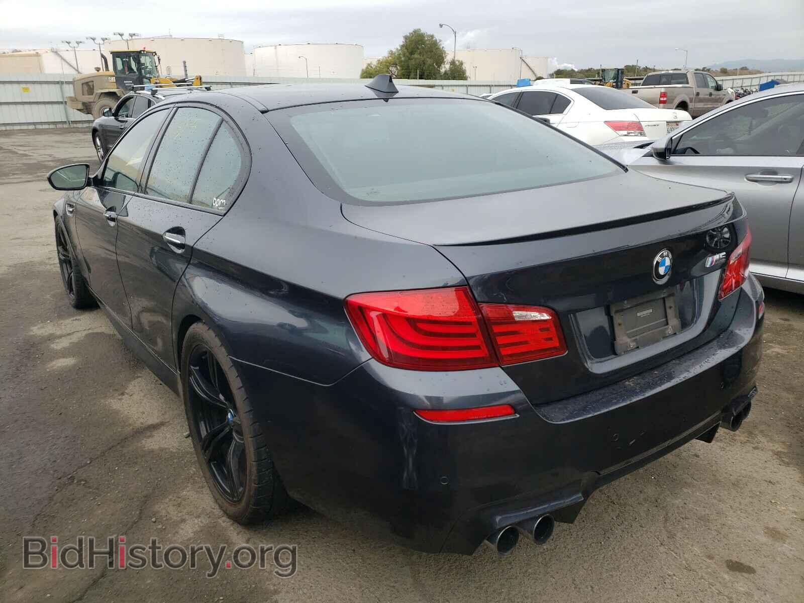 2013 BMW M5 - VIN: WBSFV9C51DC774083 - Фото 3