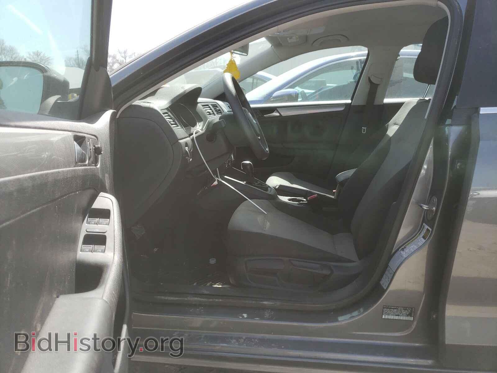 2017 VOLKSWAGEN JETTA - VIN: 3VW2B7AJ7HM297700 - Фото 5