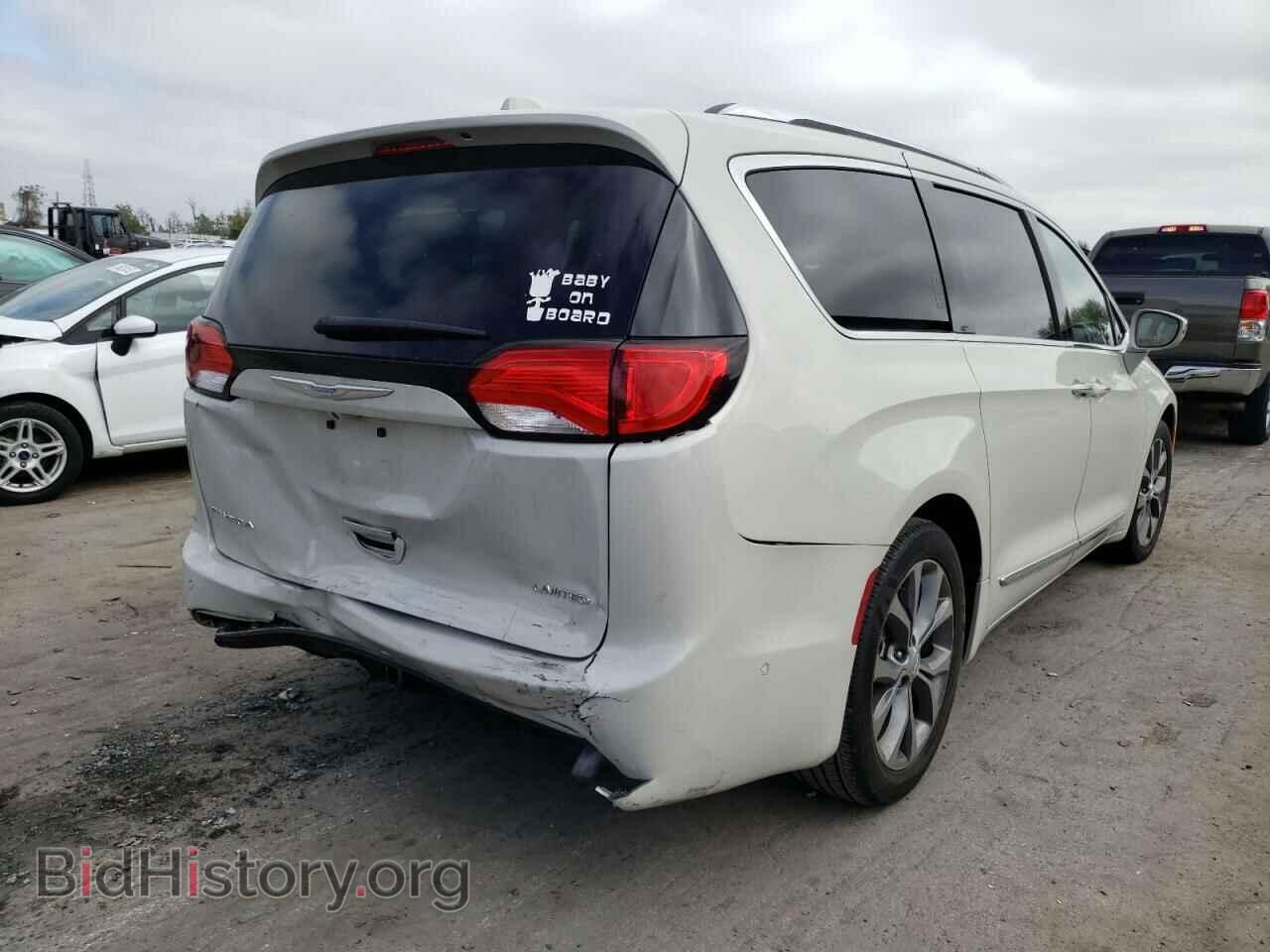 2017 CHRYSLER PACIFICA - VIN: 2C4RC1GG5HR705952 - Фото 4