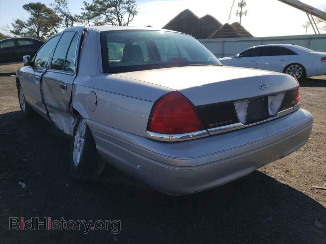 2011 FORD CROWN VIC - VIN: 2FABP7EV7BX132989 - Фото 3
