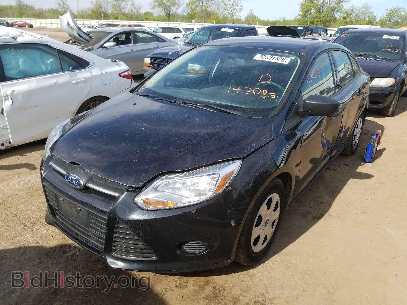 2013 FORD FOCUS - VIN: 1FADP3E24DL143083 - Фото 2