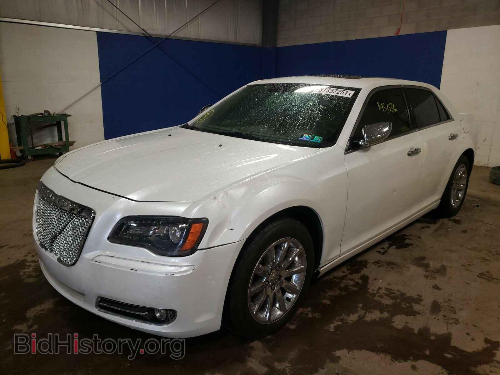 2012 CHRYSLER 300 - VIN: 2C3CCACG4CH138986 - Фото 2