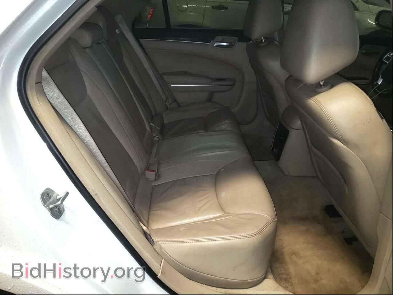 2012 CHRYSLER 300 - VIN: 2C3CCACG4CH138986 - Фото 6