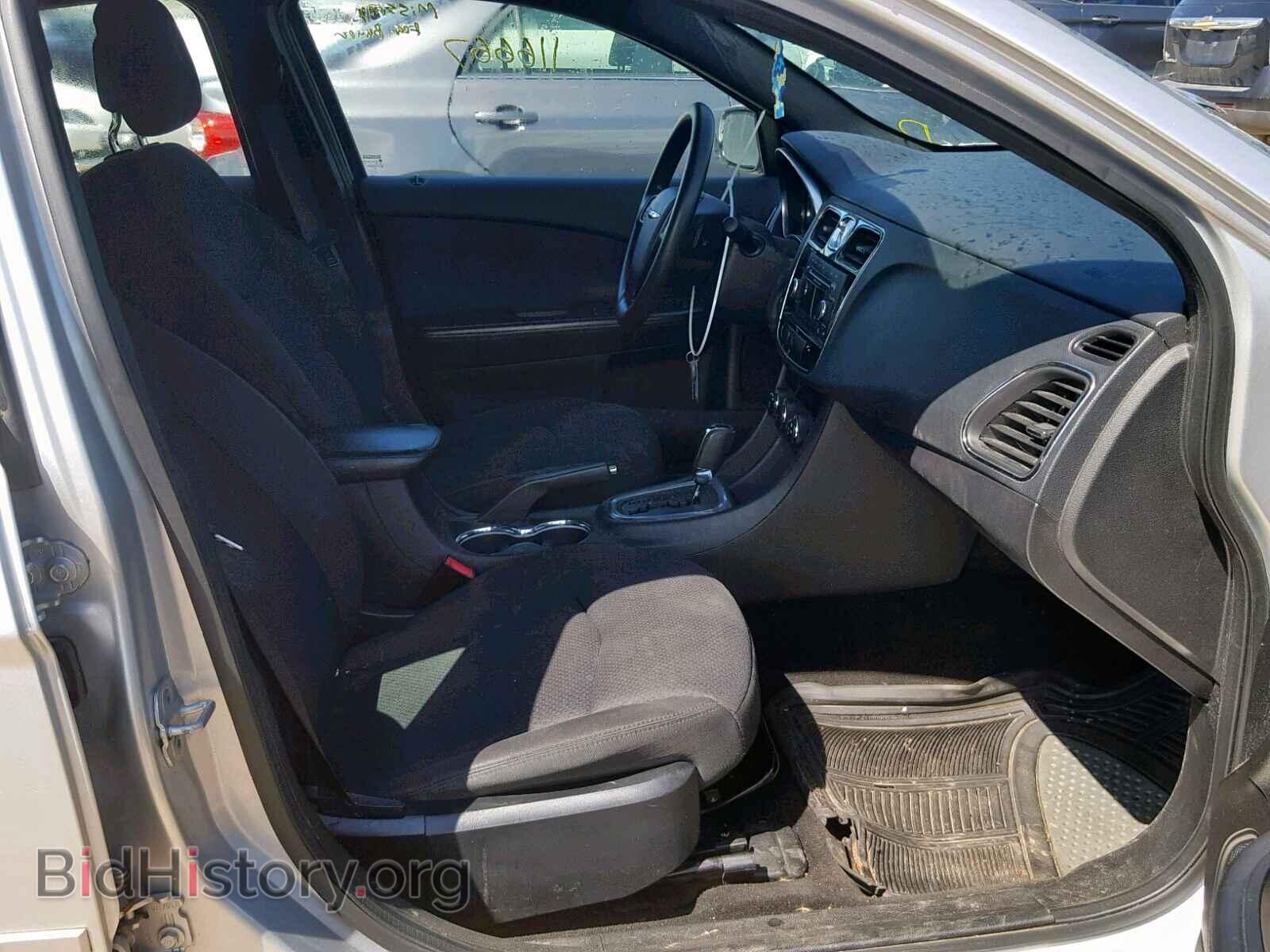2012 CHRYSLER 200 - VIN: 1C3CCBAB4CN190753 - Фото 5