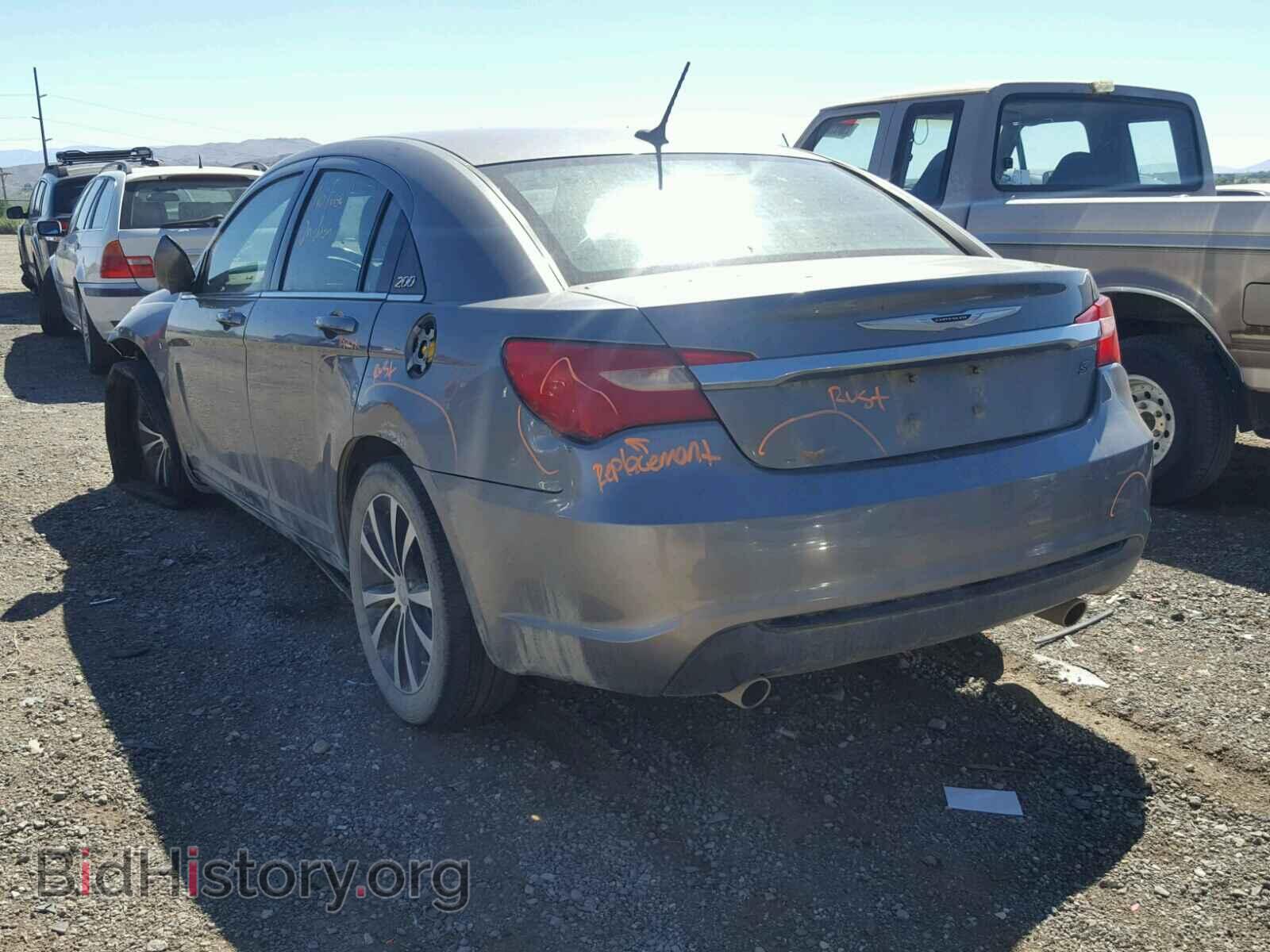 2012 CHRYSLER 200 - VIN: 1C3CCBHG0CN277776 - Фото 3