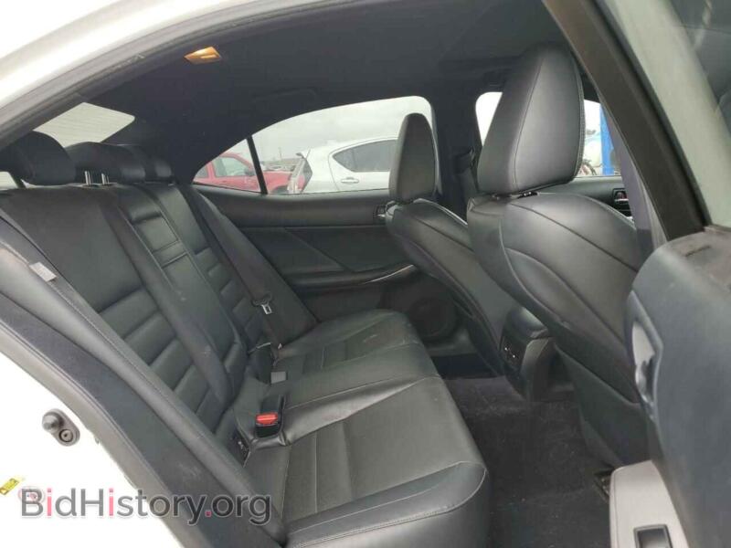 2014 Lexus IS (VIN JTHBF1D29E5018496) — фото 10 из 13
