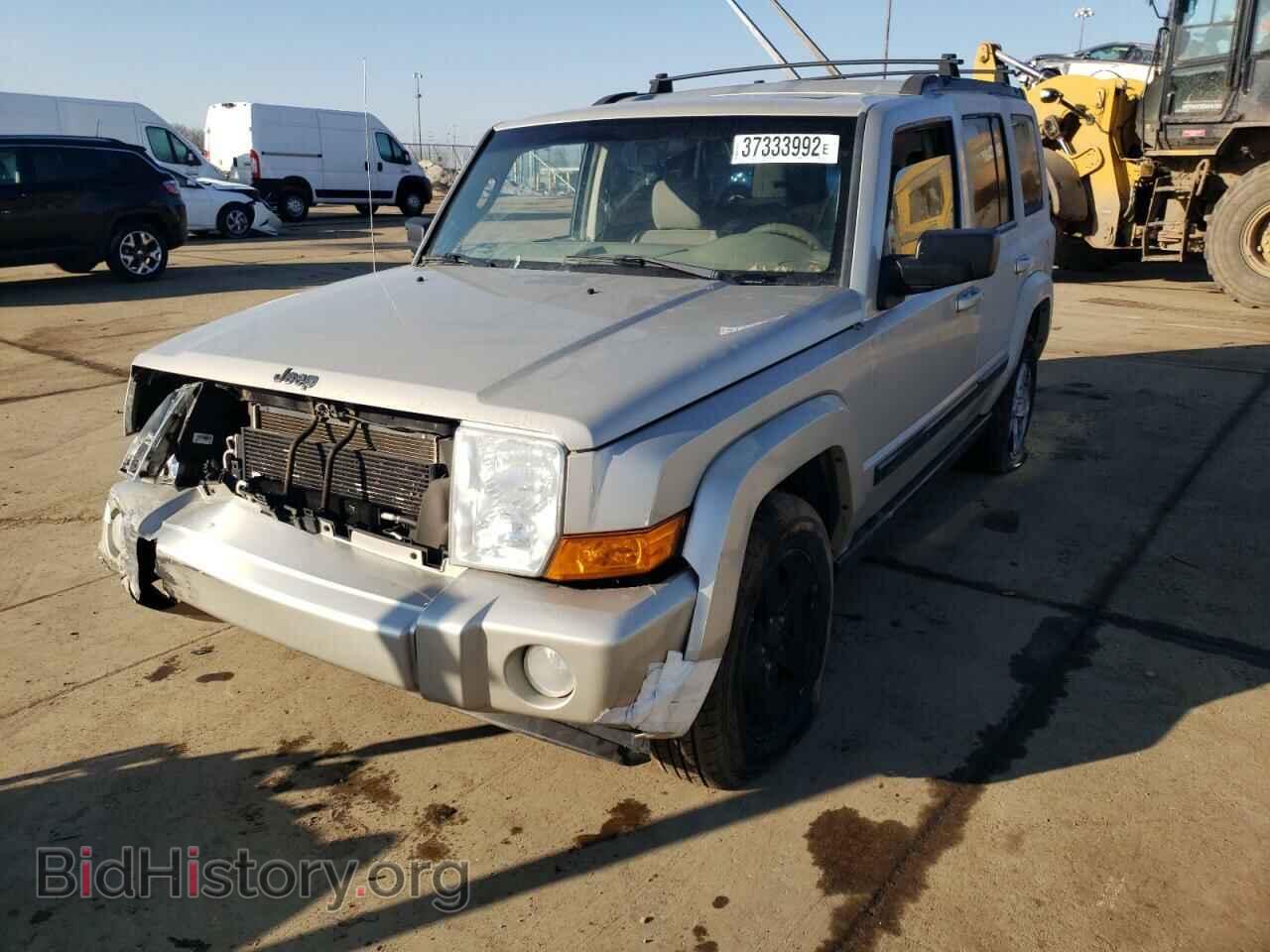 2008 JEEP COMMANDER - VIN: 1J8HG48K58C190764 - Photo 2