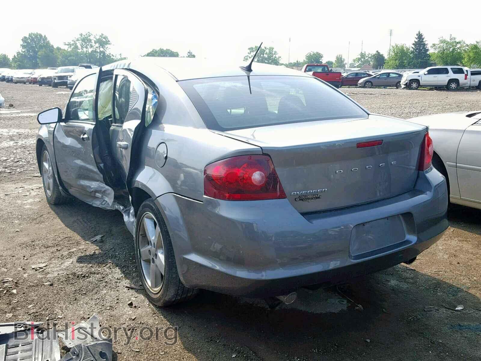 2011 DODGE AVENGER - VIN: 1B3BD2FG4BN583791 - Фото 3