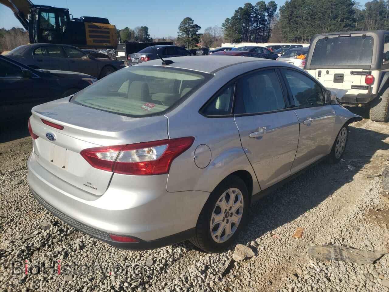 2012 FORD FOCUS - VIN: 1FAHP3F21CL400909 - Photo 4