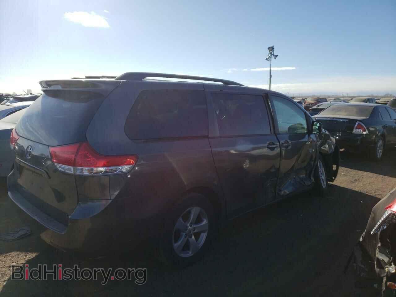 2012 TOYOTA All Models - VIN: 5TDKK3DC0CS185385 - Фото 3