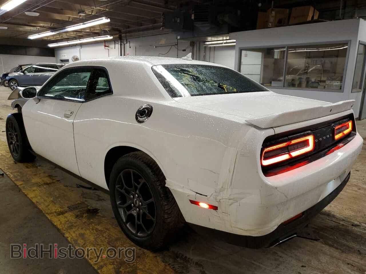 2018 DODGE CHALLENGER - VIN: 2C3CDZGG4JH166158 - Фото 2
