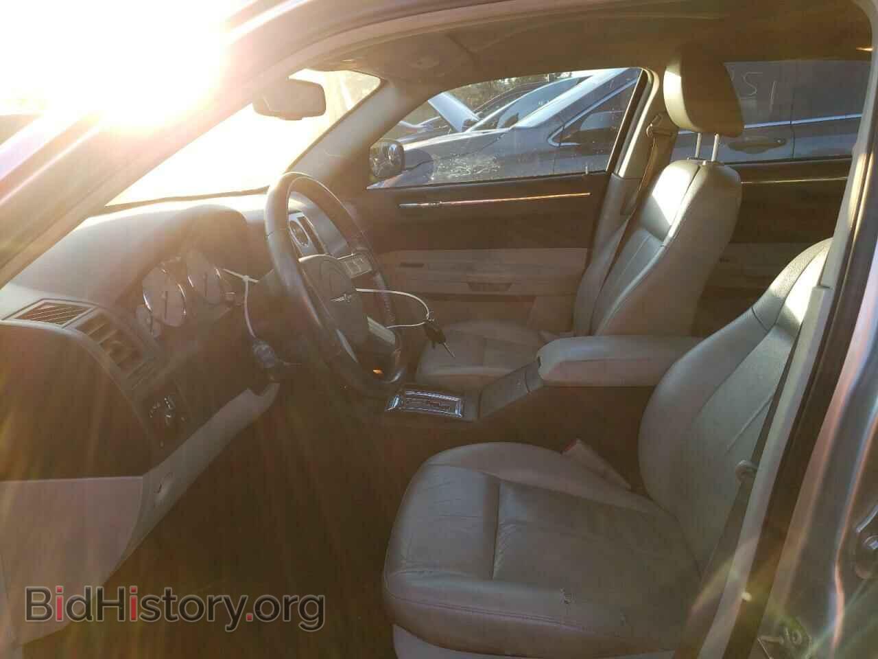 2006 CHRYSLER 300 - VIN: 2C3KA53G96H509637 - Фото 7