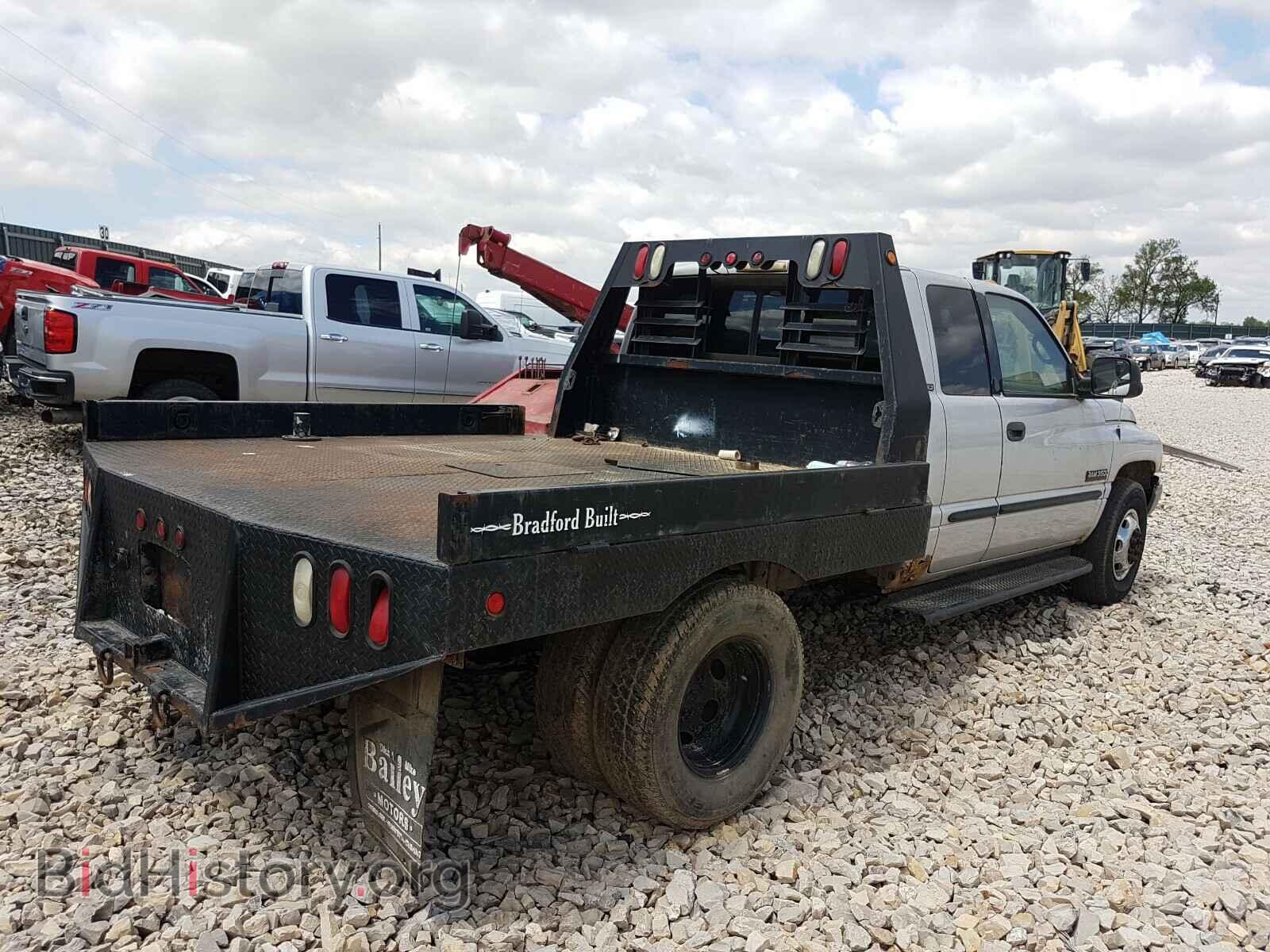 2002 DODGE RAM 3500 - VIN: 3B7MC33C92M218115 - Photo 4