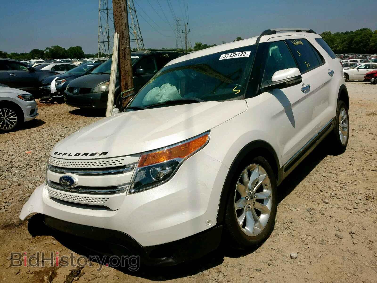2011 FORD EXPLORER L - VIN: 1FMHK8F84BGA04857 - Photo 2