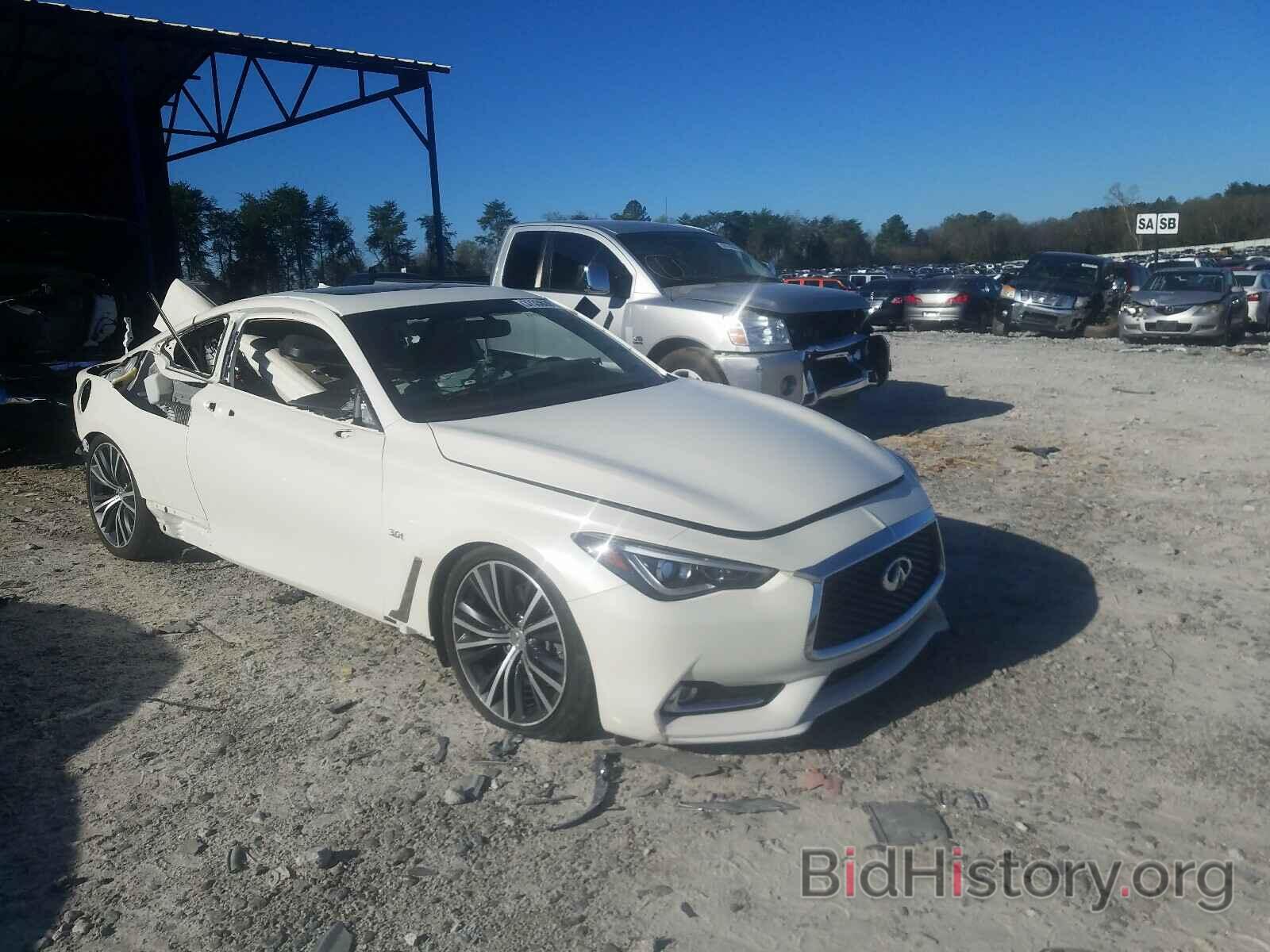 Photo JN1EV7EK8JM340665 - INFINITI Q60 2018