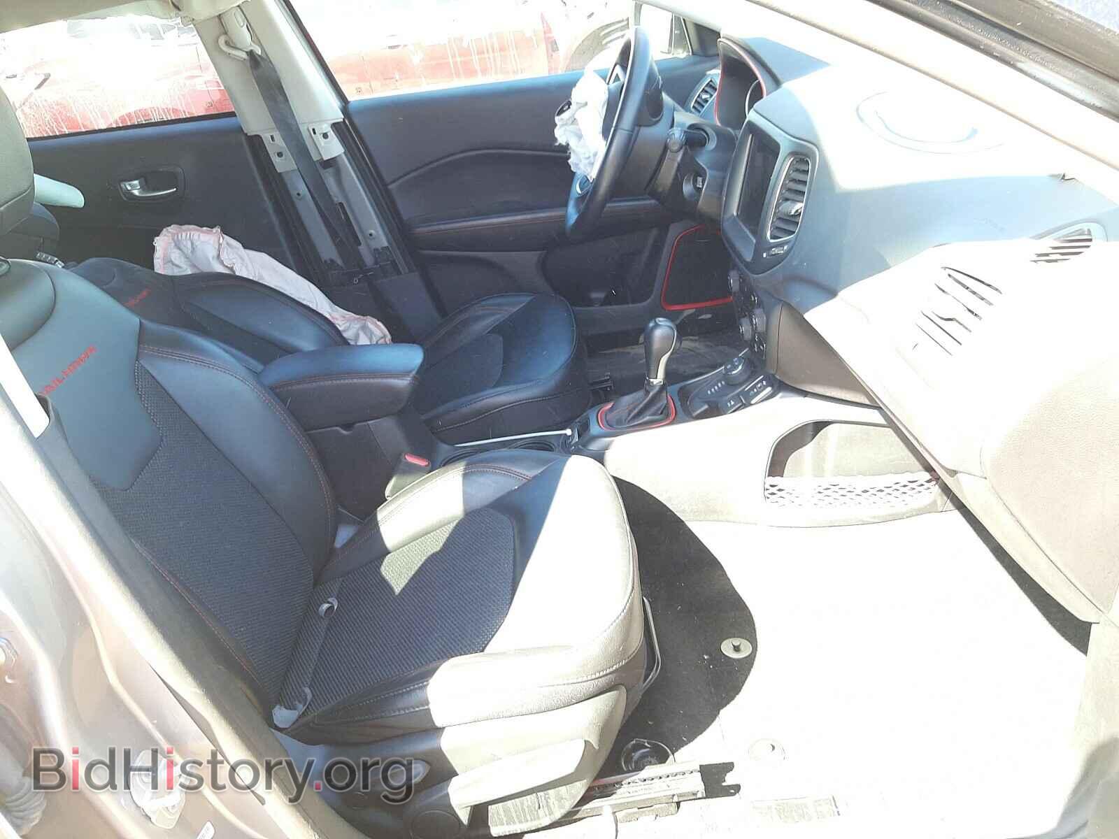 2019 JEEP COMPASS - VIN: 3C4NJDDB7KT733545 - Фото 5