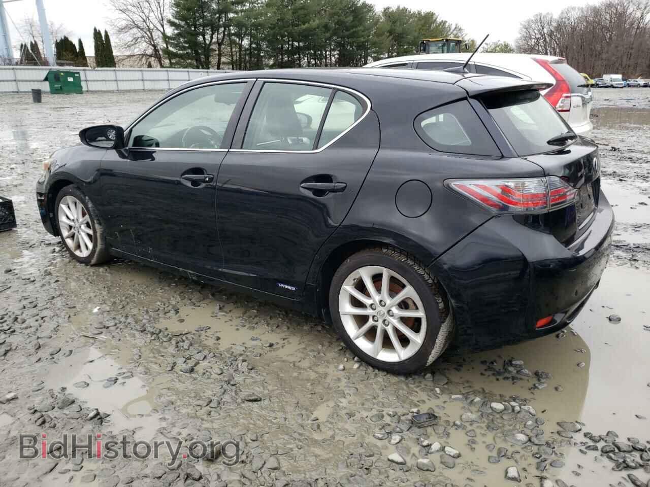 2011 LEXUS CT 200 - VIN: JTHKD5BH8B2043830 - Photo 2