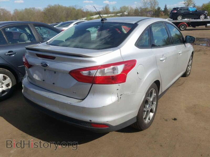 2013 Ford FOCUS (VIN 1FADP3F2XDL358501) — фото 4 из 10