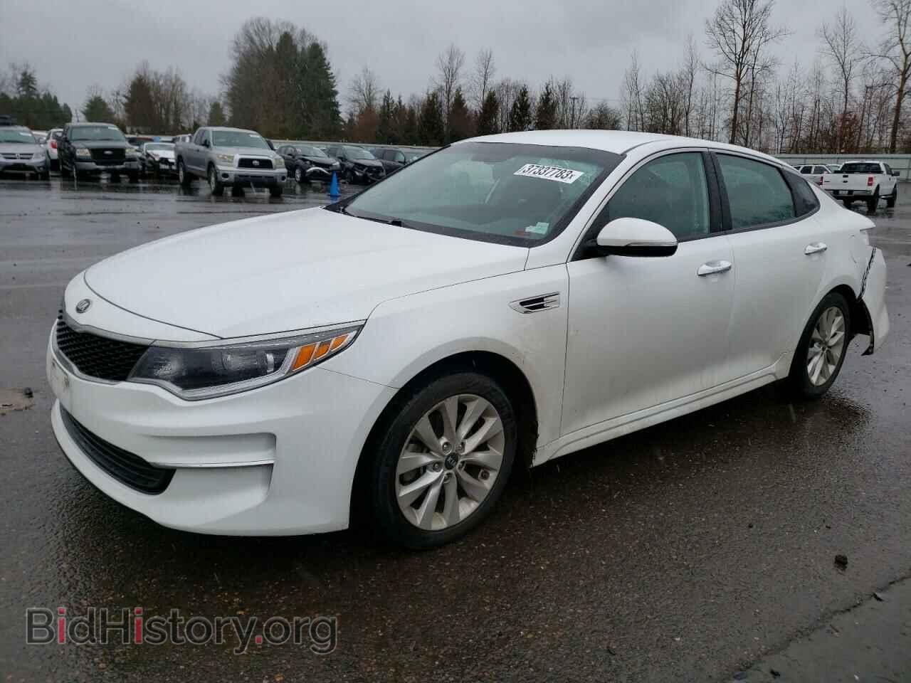 Photo 5XXGT4L36HG167895 - KIA OPTIMA 2017
