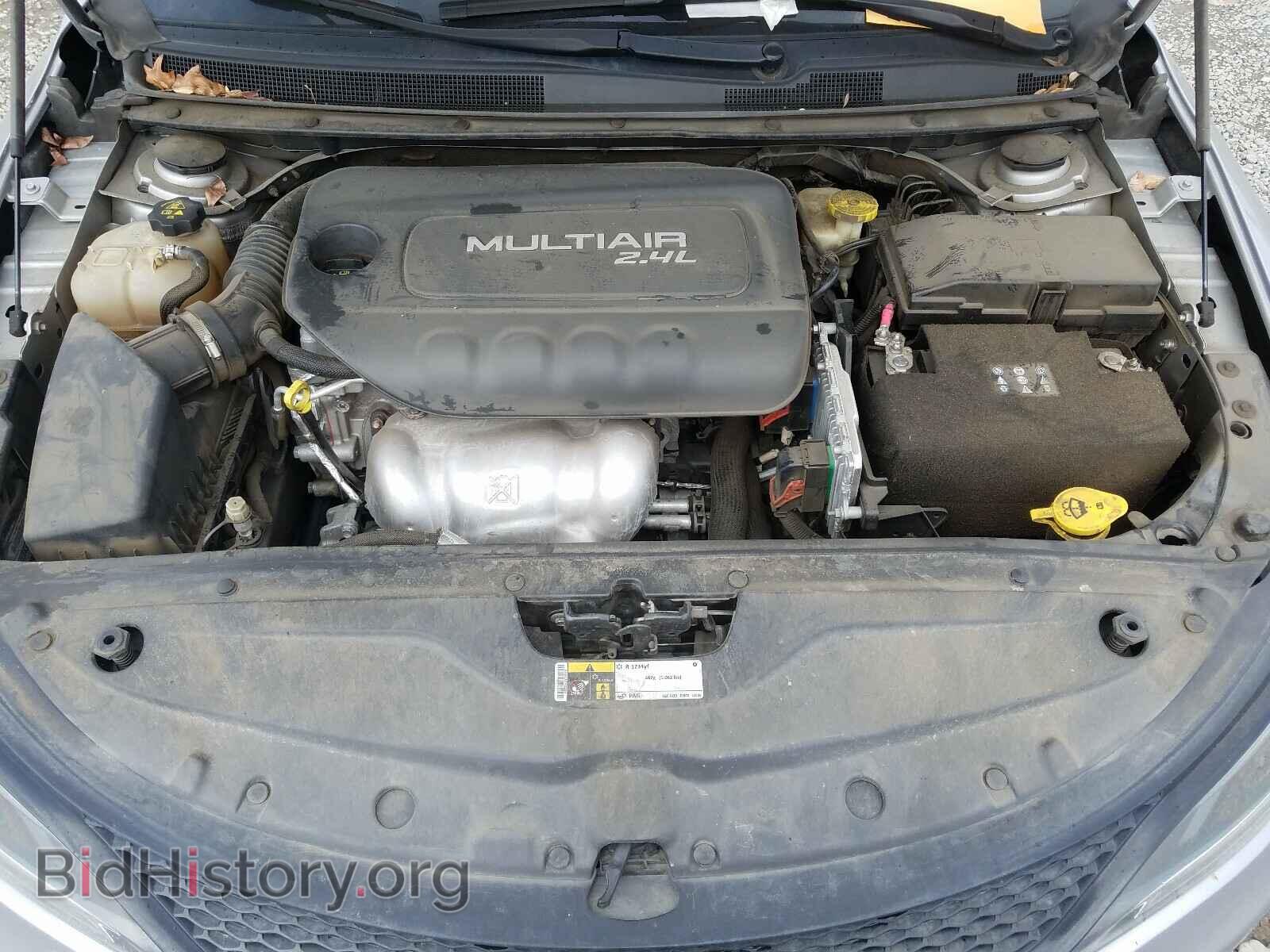 2016 CHRYSLER 200 - VIN: 1C3CCCBB2GN195895 - Фото 7