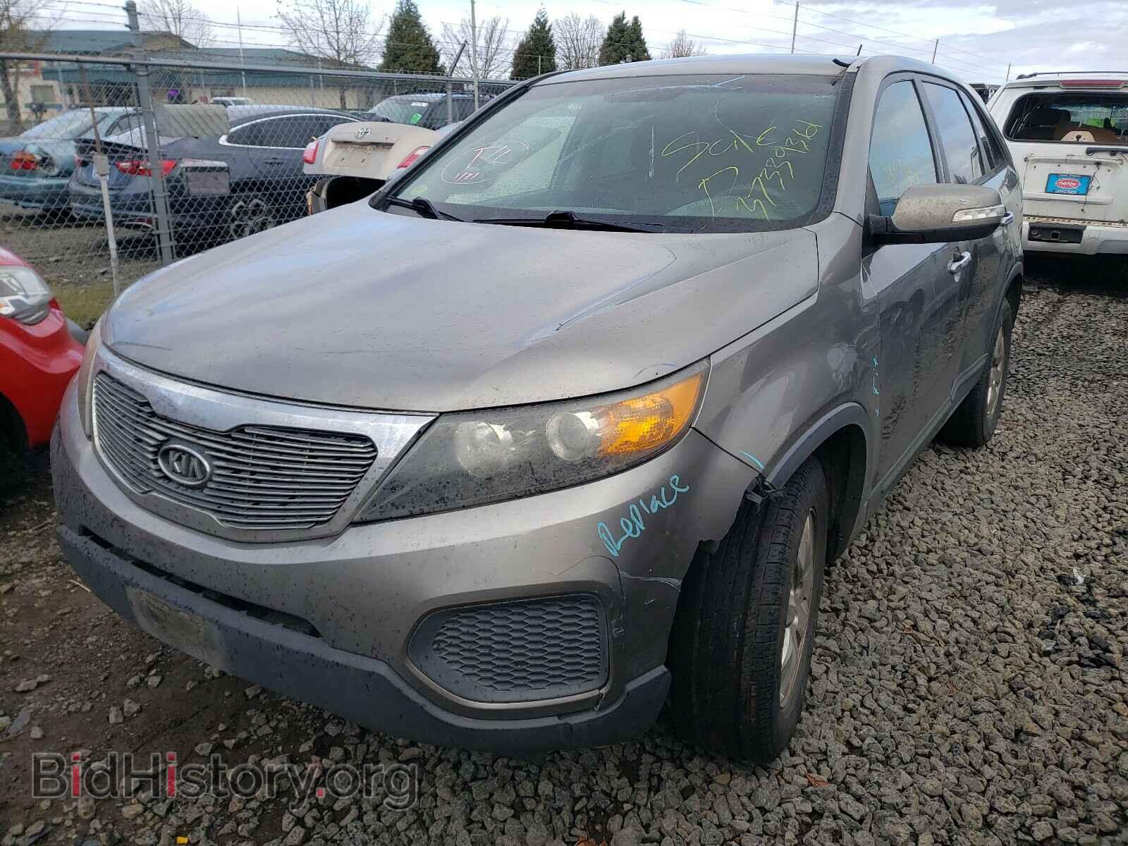 2012 KIA SORENTO - VIN: 5XYKT3A10CG229916 - Фото 2