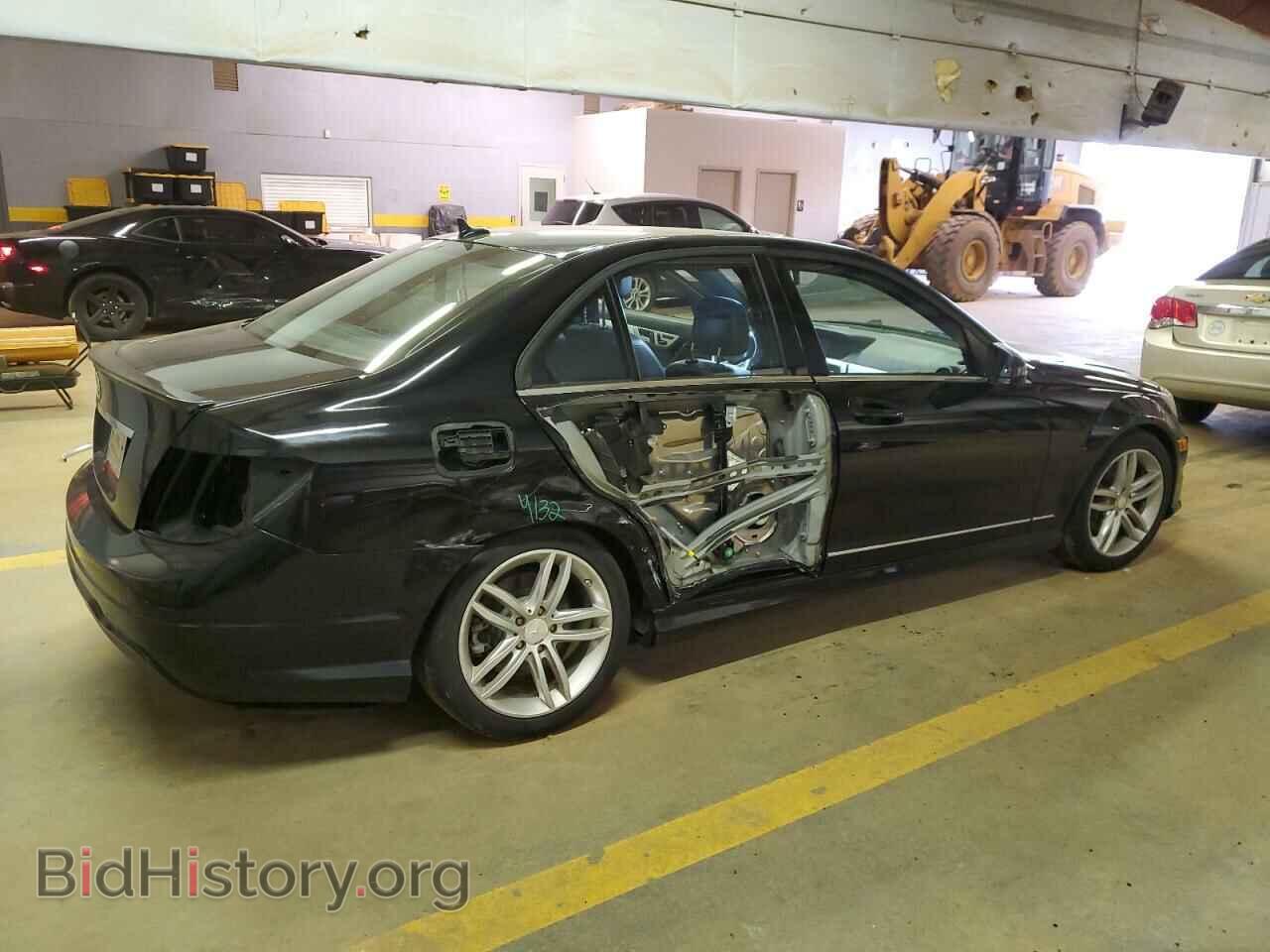 2013 MERCEDES-BENZ C-CLASS - VIN: WDDGF4HB1DA803397 - Фото 3