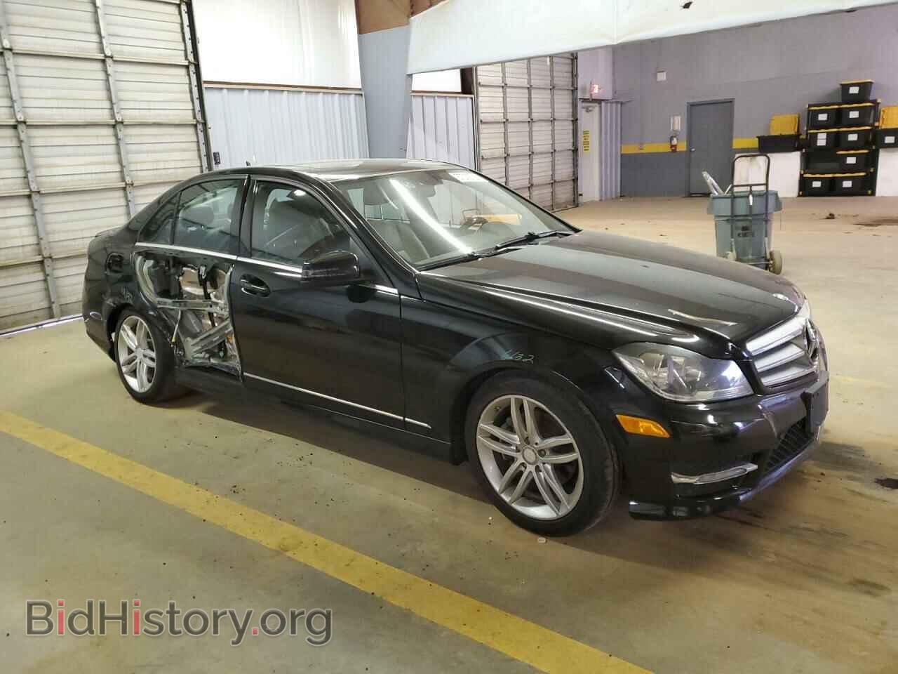 2013 MERCEDES-BENZ C-CLASS - VIN: WDDGF4HB1DA803397 - Фото 4