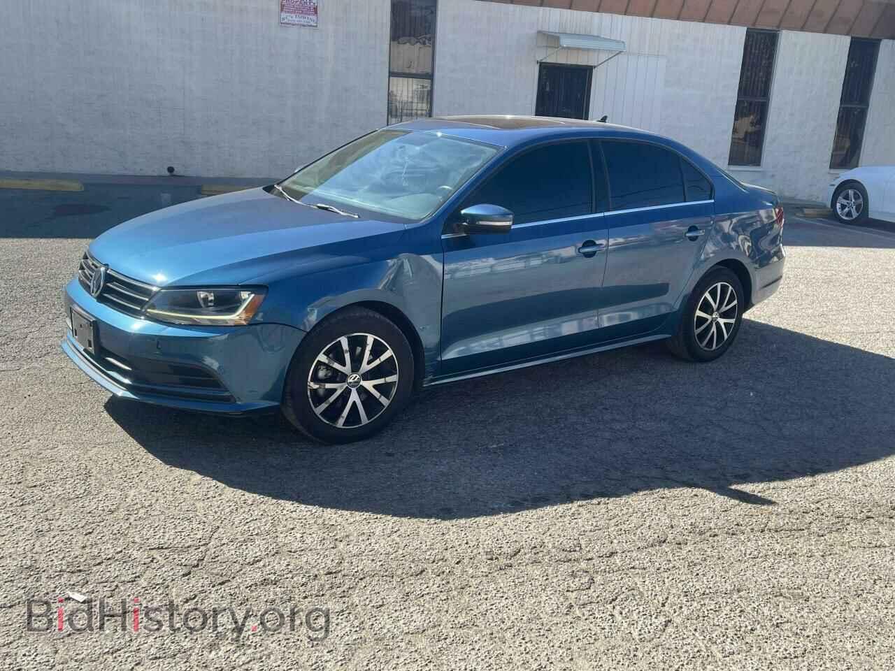 2017 VOLKSWAGEN JETTA - VIN: 3VWDB7AJ3HM225305 - Фото 2
