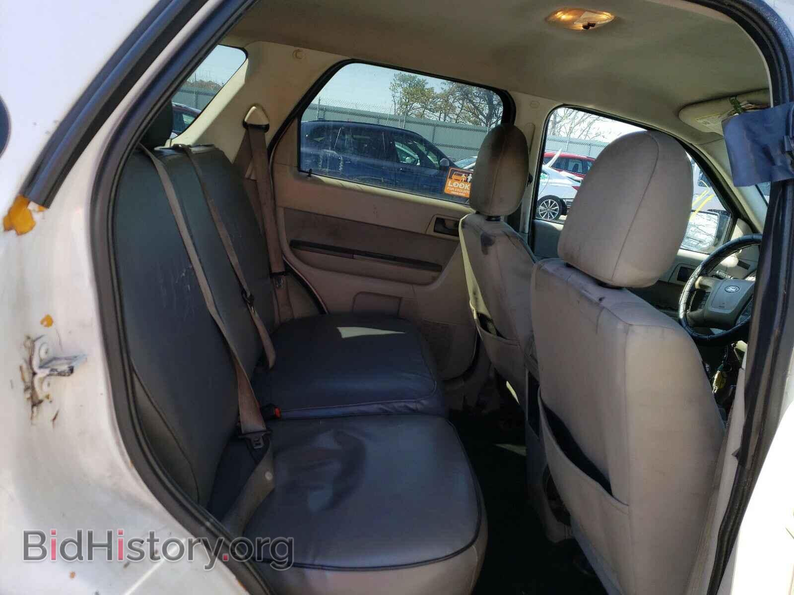 2011 FORD ESCAPE - VIN: 1FMCU4K33BKB04789 - Фото 6