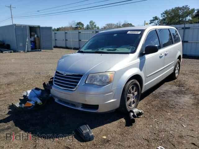 2010 CHRYSLER MINIVAN - VIN: 2A4RR2D15AR374732 - Фото 2
