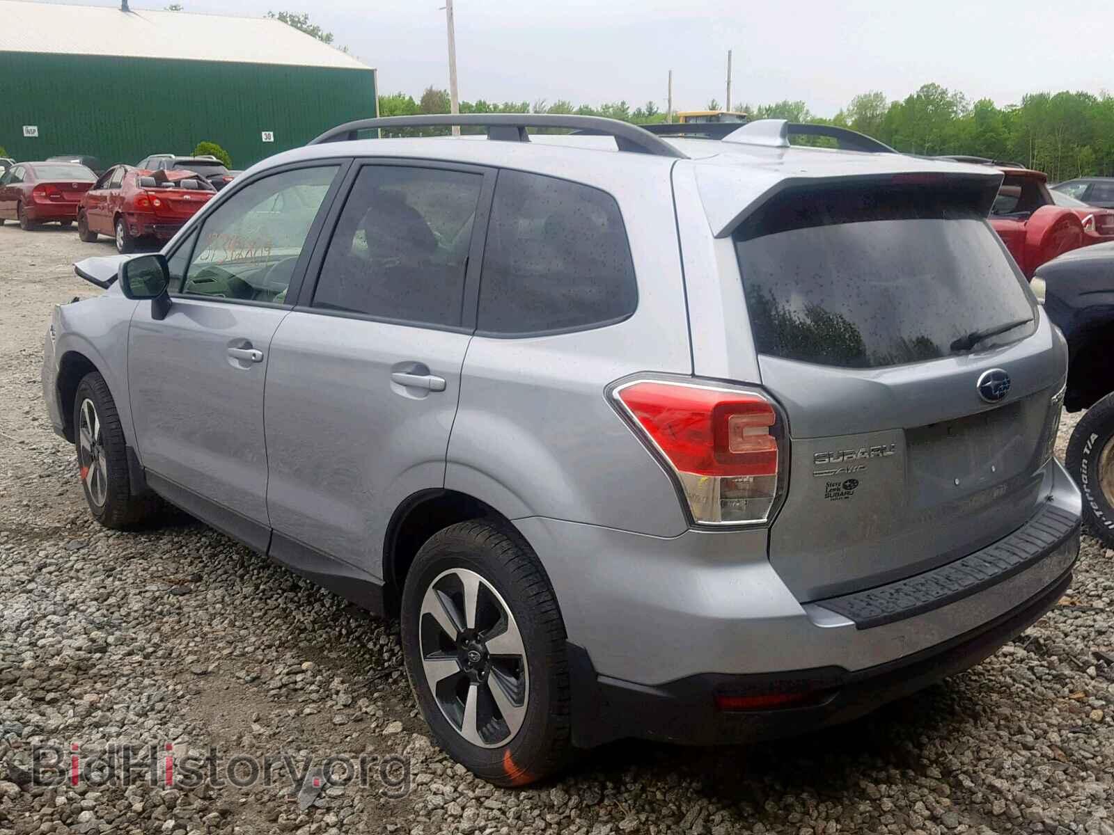 2017 SUBARU FORESTER - VIN: JF2SJAECXHH431104 - Фото 3