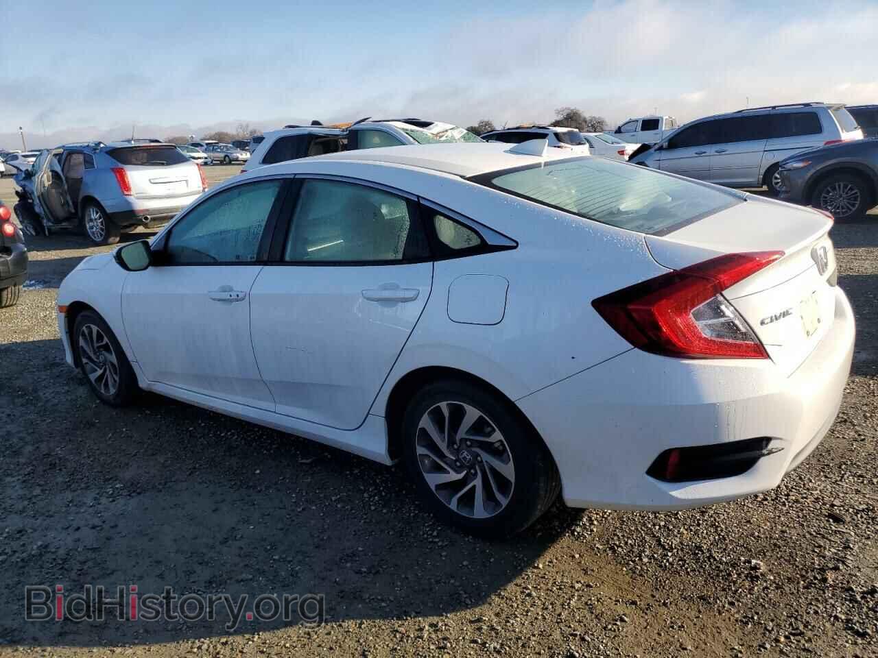 2017 HONDA CIVIC - VIN: 19XFC2F73HE228207 - Фото 2