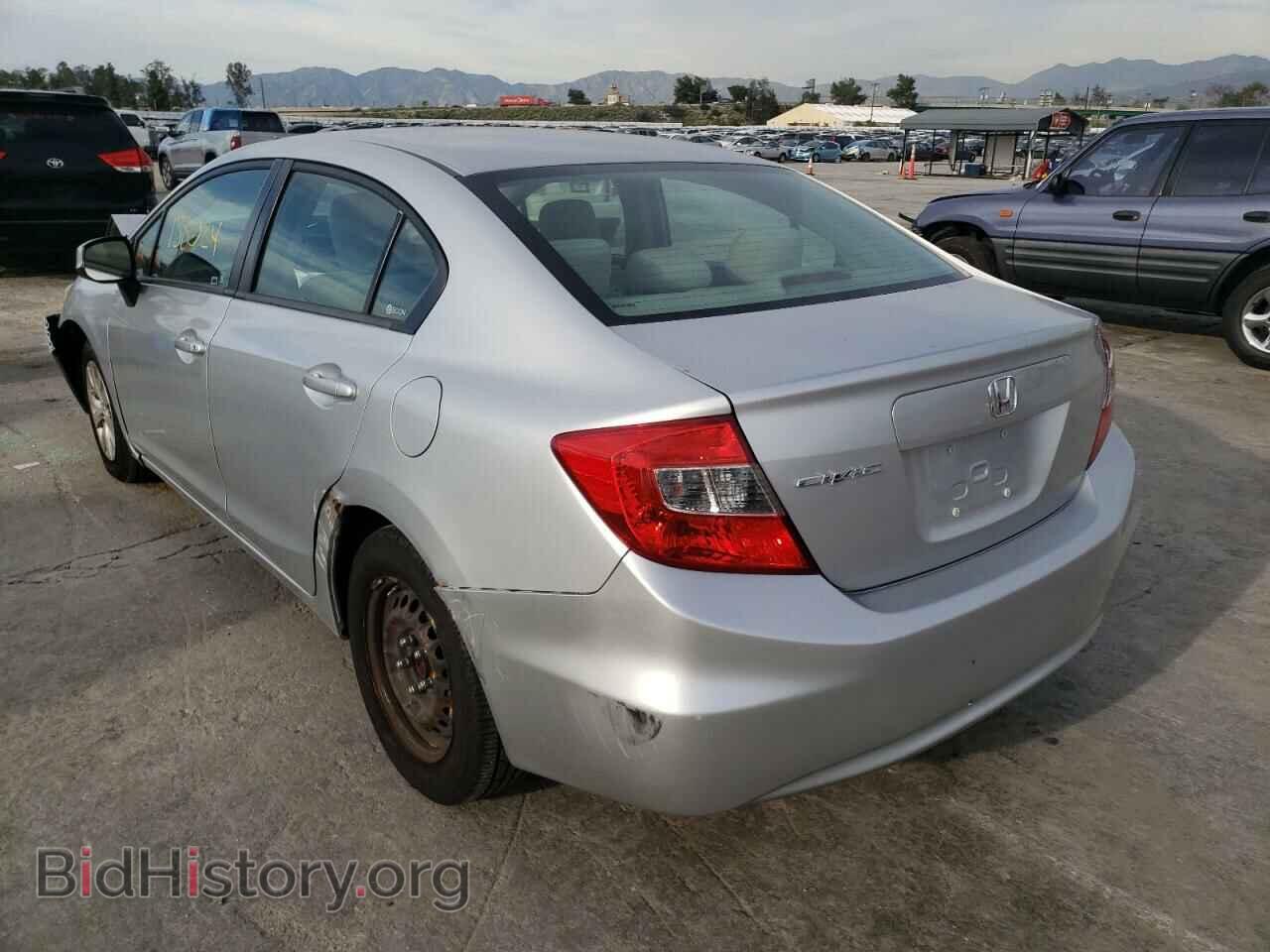 2012 HONDA CIVIC - VIN: 2HGFB2F56CH590211 - Фото 2