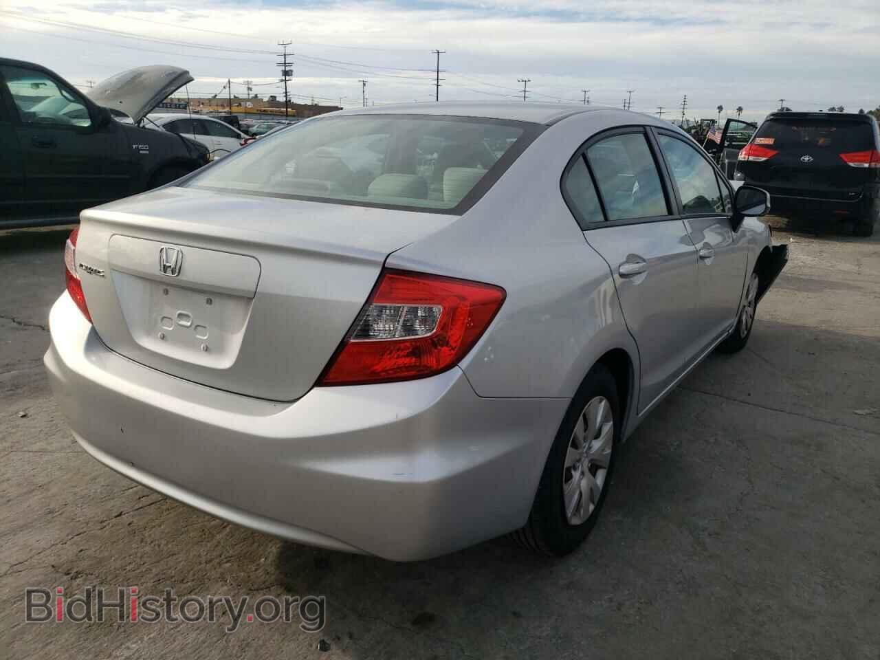 2012 HONDA CIVIC - VIN: 2HGFB2F56CH590211 - Фото 3