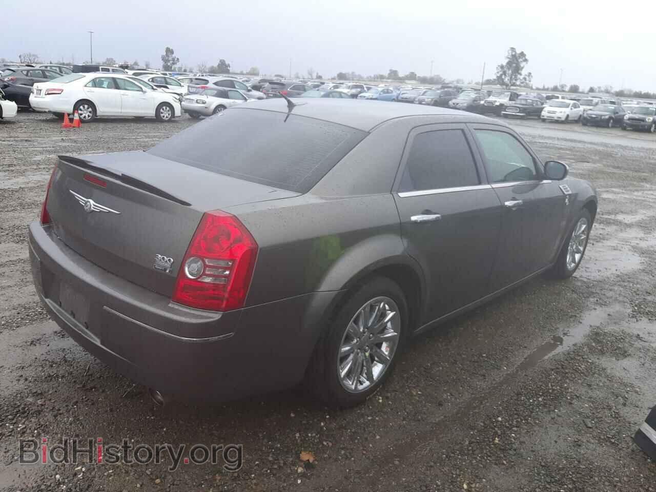 2010 CHRYSLER 300 - VIN: 2C3CA4CD8AH105015 - Фото 3