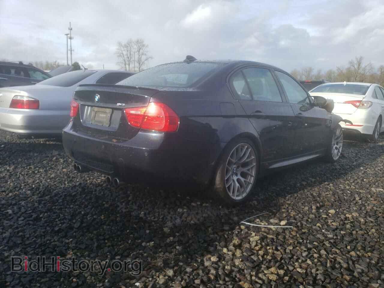 2011 BMW M3 - VIN: WBSPM9C58BE203389 - Фото 3